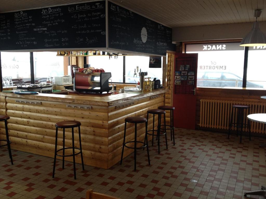Hotel Le Tuc De L'Etang Boutx Bagian luar foto